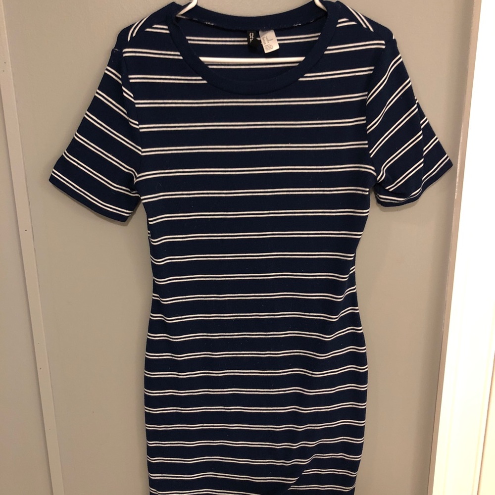 H&M navy body con dress